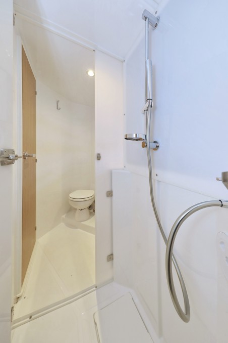 Catana Group Bali 4.2 - 4 + 1 cab. Kamla