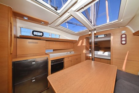 Dufour 382 GL | Czarter jachtu Grecja | Travelboat