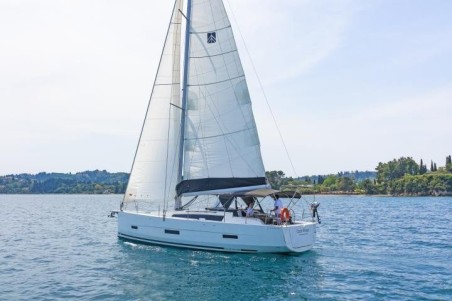 Dufour 430 | Czarter jachtu Grecja | Travelboat