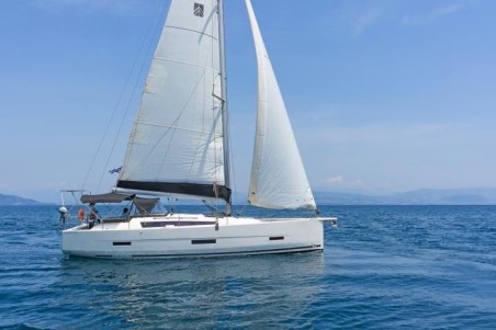 Dufour 430 | Czarter jachtu Grecja | Travelboat