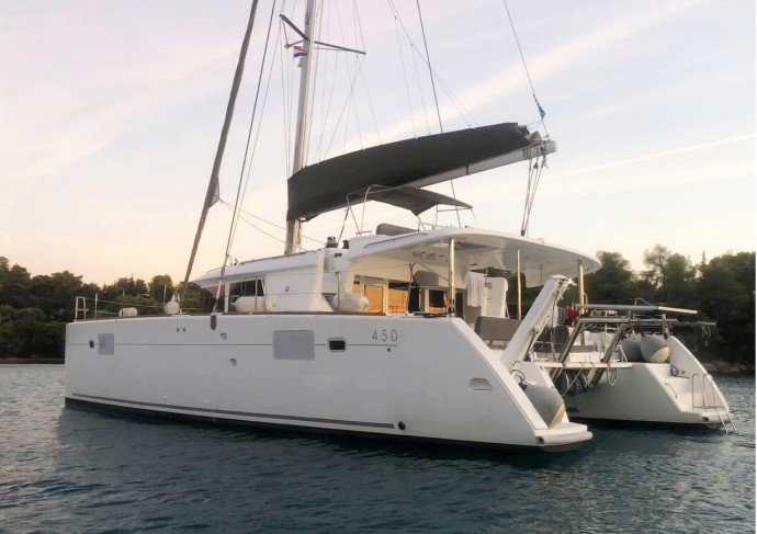 Lagoon 450 F | Czarter jachtu Grecja | Travelboat
