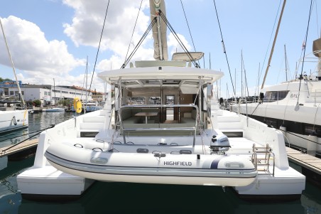 Bali 4.2 - 4 + 1 cab. | Yacht Charter Croatia | Travelboat