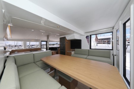 Bali 4.2 - 4 + 1 cab. | Yacht Charter Croatia | Travelboat