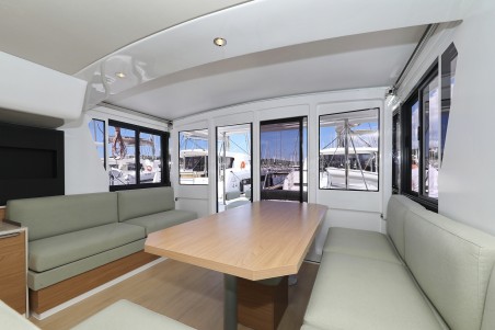 Bali 4.2 - 4 + 1 cab. | Yacht Charter Croatia | Travelboat