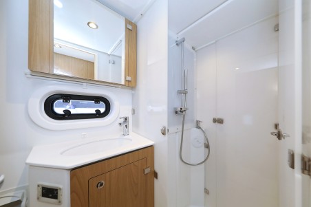 Bali 4.2 - 4 + 1 cab. | Yacht Charter Croatia | Travelboat