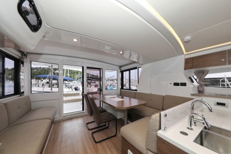 Catana Group Bali 4.2 - 4 + 1 cab. Open Office