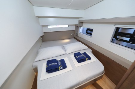 Catana Group Bali 4.2 - 4 + 1 cab. Open Office