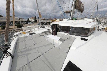 Catana Group Bali 4.2 OW Sunlight