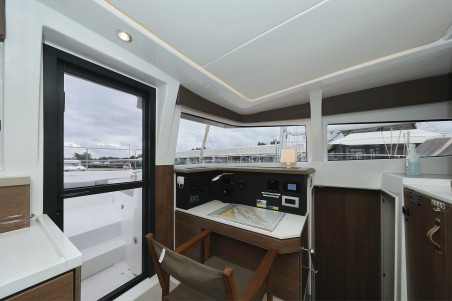 Catana Group Bali 4.2 OW Sunlight