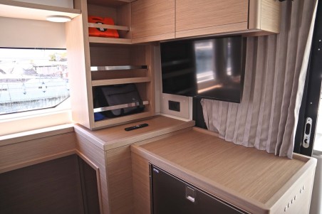 Lagoon 46 Fly | Czarter jachtu Grecja | Travelboat