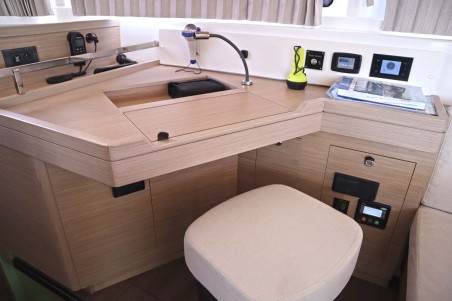 Lagoon 46 Fly | Czarter jachtu Grecja | Travelboat