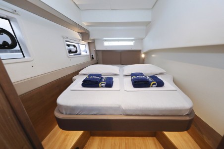 Catana Group Bali 4.2 OW Sunlight