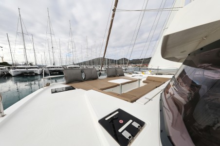 Catana Group Bali 4.3 - 4 + 2 cab. Tisia