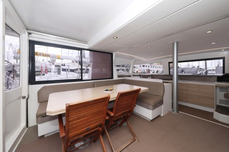 Catana Group Bali 4.3 - 4 + 2 cab. Tisia