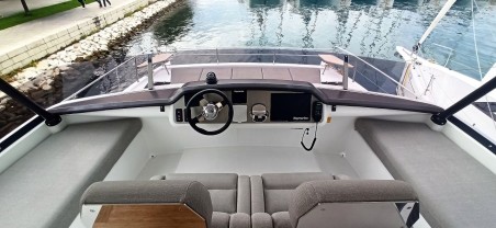 Catana Group Bali 4.3 MY - 3 cab. Adventure