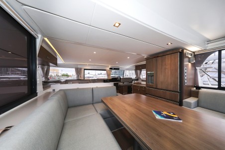 Catana Group Bali 4.3 MY - 3 cab. Adventure