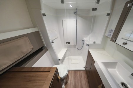 Catana Group Bali 4.3 MY - 3 cab. Adventure