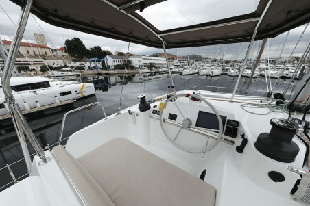 Catana Group Bali 4.4 - 3 + 1 cab. Apollo