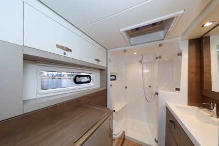 Catana Group Bali 4.4 - 3 + 1 cab. Apollo