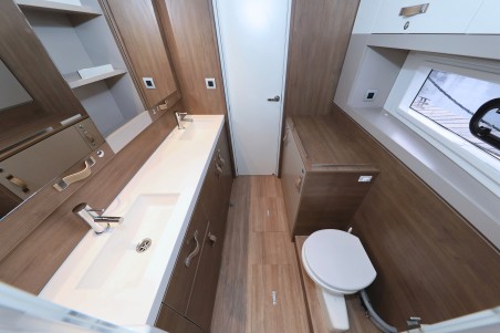 Catana Group Bali 4.4 - 3 + 1 cab. Apollo