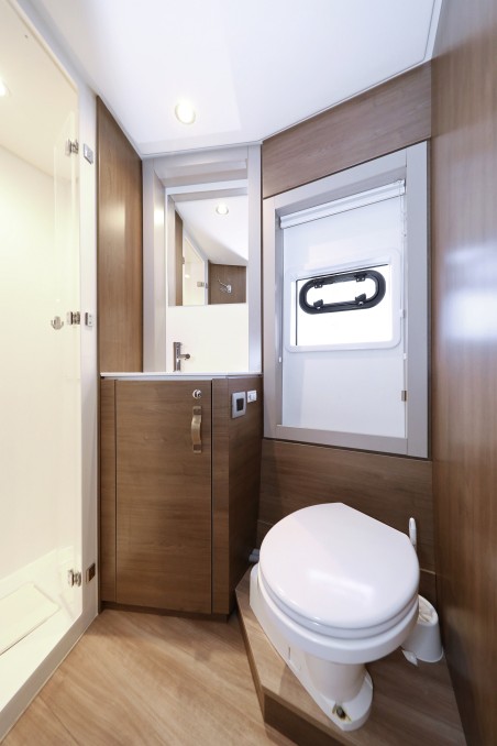 Catana Group Bali 4.4 - 3 + 1 cab. Apollo