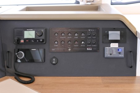 Catana Group Bali 4.4 - 3 + 1 cab. Apollo