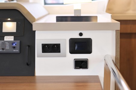 Catana Group Bali 4.4 - 3 + 1 cab. Apollo