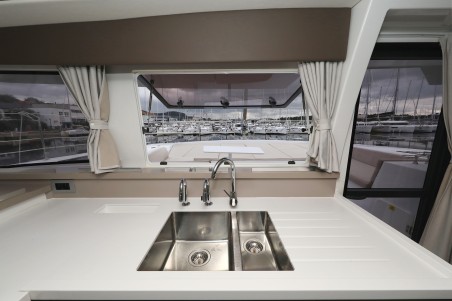 Catana Group Bali 4.4 - 3 + 1 cab. Apollo