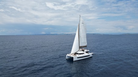 Catana Group Bali 4.4 - 4 + 1 cab. Thetis