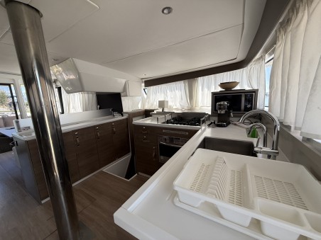 Catana Group Bali 4.4 - 4 + 1 cab. Thetis