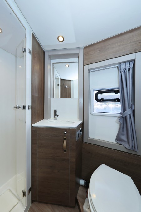 Catana Group Bali 4.4 - 4 + 1 cab. Thetis