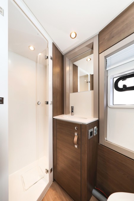 Catana Group Bali 4.4 - 4 + 2 cab. Calypso