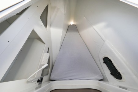 Catana Group Bali 4.4 - 4 + 2 cab. Calypso