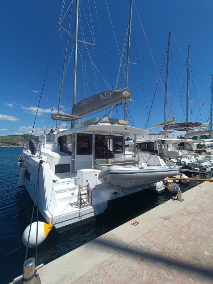 Catana Group Bali 4.4 - 4 + 2 cab. Double Trouble