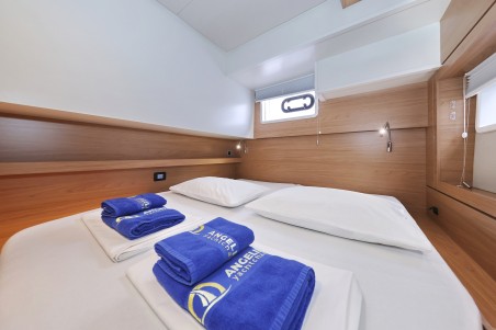 Catana Group Bali 4.4 - 4 + 2 cab. Double Trouble