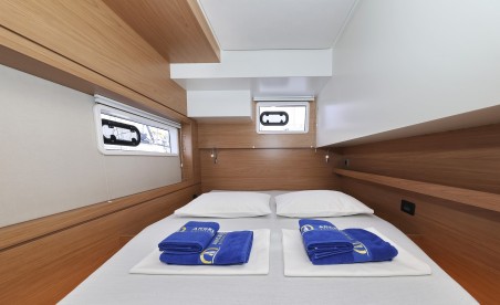 Catana Group Bali 4.4 - 4 + 2 cab. Double Trouble