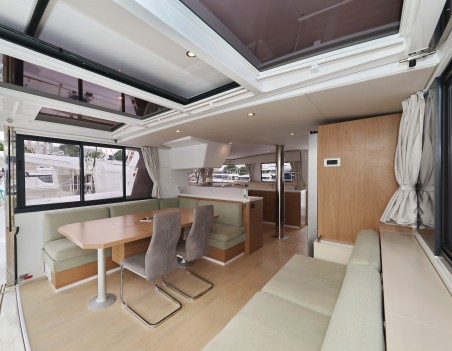 Catana Group Bali 4.4 - 4 + 2 cab. Imagination