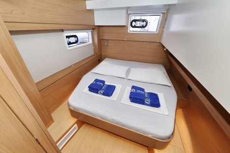 Catana Group Bali 4.4 - 4 + 2 cab. Imagination