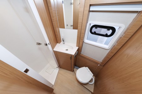 Catana Group Bali 4.4 - 4 + 2 cab. Imagination