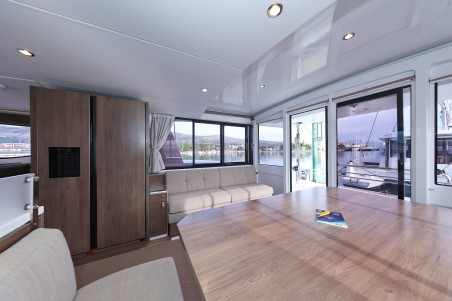 Catana Group Bali 4.4 - 4 + 2 cab. James Webb