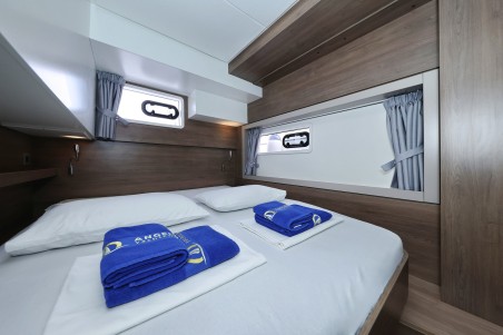 Catana Group Bali 4.4 - 4 + 2 cab. James Webb