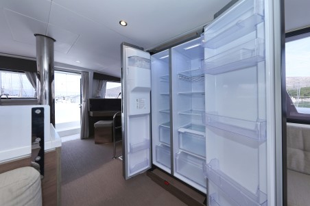 Catana Group Bali 4.4 - 4 + 2 cab. James Webb