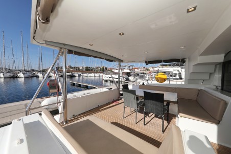 Bali 4.5 - 4 + 2 cab. | Czarter jachtu Chorwacja | Travelboat