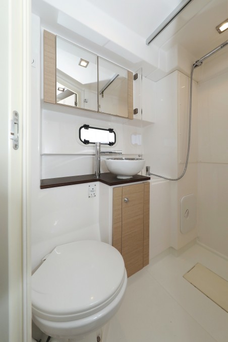 Bali 4.5 - 4 + 2 cab. | Czarter jachtu Chorwacja | Travelboat
