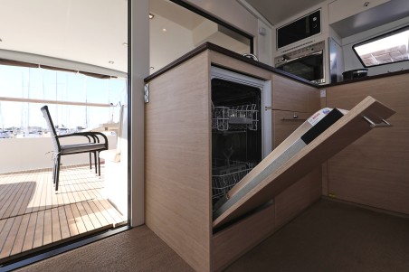 Bali 4.5 - 4 + 2 cab. | Czarter jachtu Chorwacja | Travelboat
