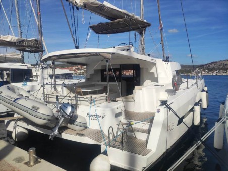 Bali 4.5 | czarter jachtu Chorwacja | Travelboat
