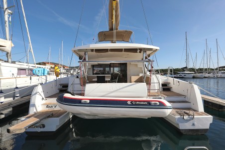 Catana Group Bali 4.5 - 4 + 2 cab. Rozi V