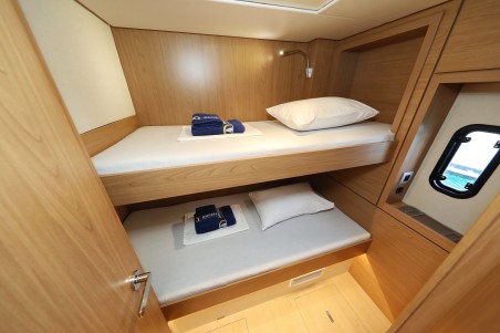 Catana Group Bali 4.6 - 4 + 1 cab. Brain