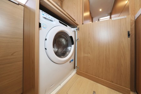 Catana Group Bali 4.6 - 4 + 1 cab. Brain