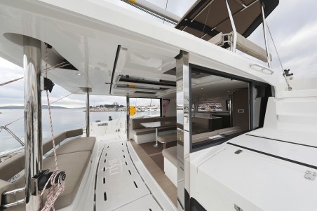 Catana Group Bali 4.6 - 5 + 1 cab. Triton